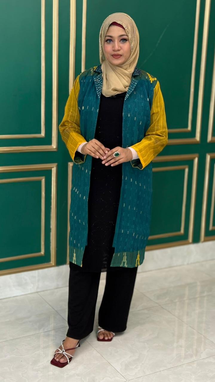 2b054880-641a-4c30-8ac4-d097f33aa597 Original Dhakiya Jamdani Koti - Image 1