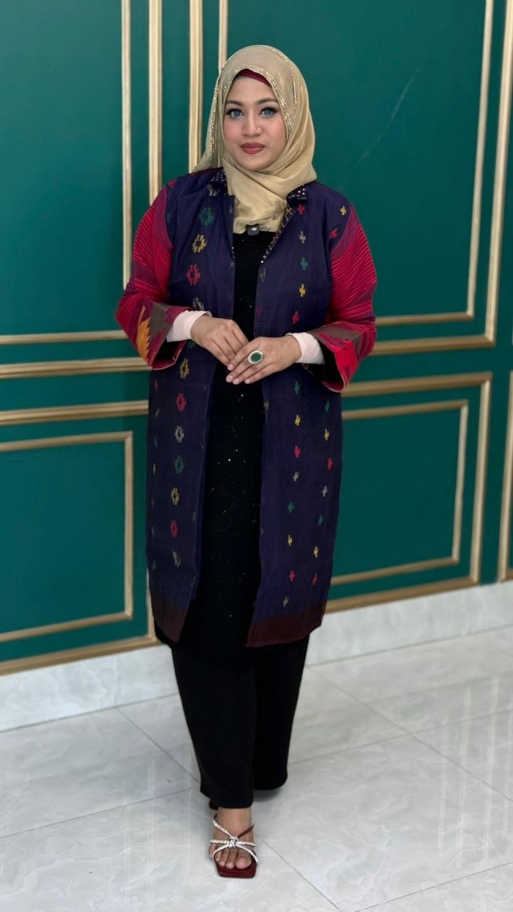 9de7dc1c-746e-460f-9549-448b6216b1b3 Original Dhakaiya Jamdani Koti - Image 1