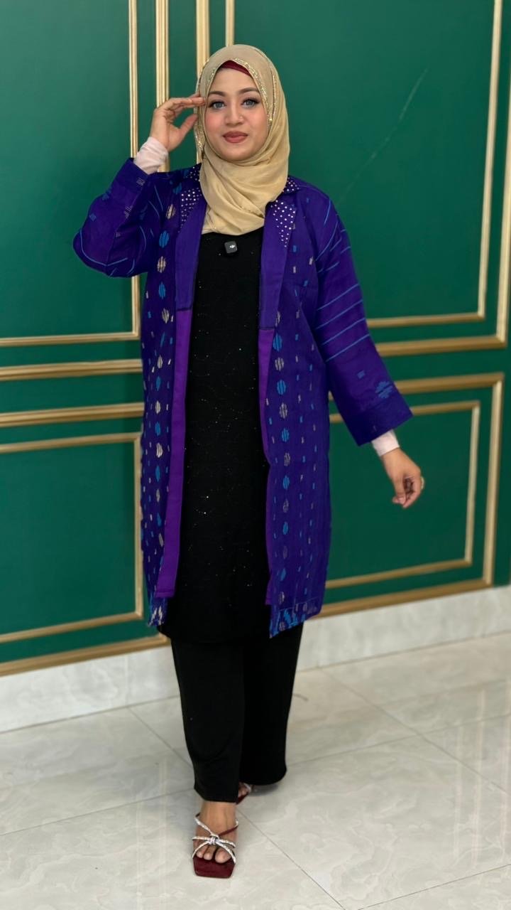 b8b80a7a-7338-4770-9be2-5298d4051df1 Original Dhakaiya Jamdani Koti - Image 1